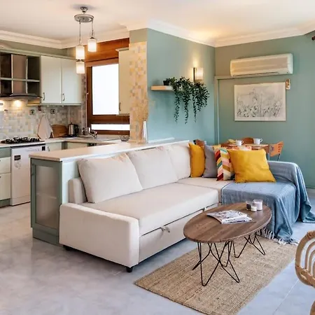Apartament Glamorous Sea View Apt. - Charming Location *